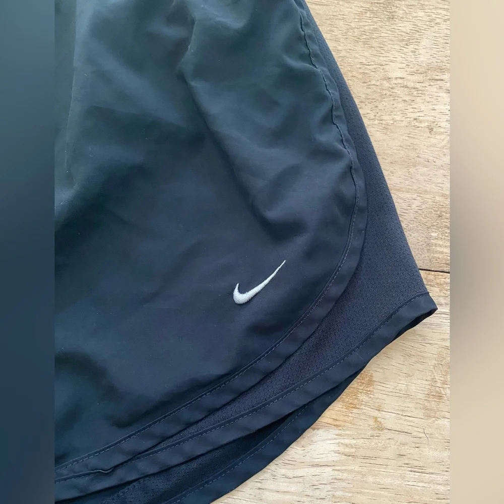 Nike Dri Fit Tempo Women’s Sz XL Black‎ Athletic Shorts
